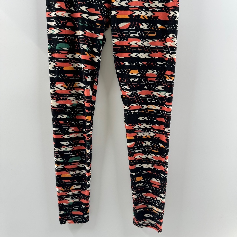 LuLaRoe One Size (OS) Leggings – Buttery Soft Stretchy Printed Leggings - Picture 4 of 5